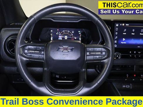 Used 2023 Chevrolet Colorado Trail Boss w/ Technology Package image 16
