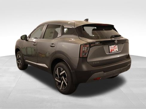 New 2026 Nissan Kicks SV w/ SV Premium Package FWD image 4