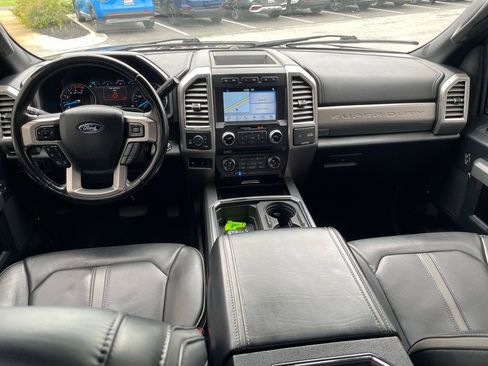 Used 2017 Ford F250 Platinum w/ Platinum Ultimate Package AWD/4WD image 23