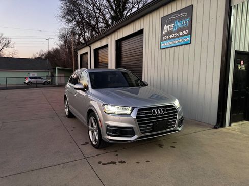 Used 2019 Audi Q7 3.0T Prestige image 17