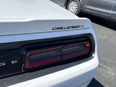 Used 2018 Dodge Challenger R/T w/ Performance Handling Group image 6