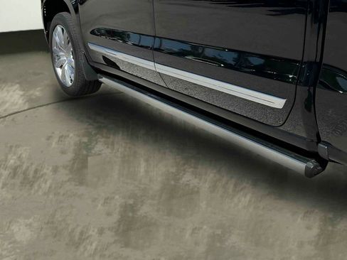 Used 2024 Chevrolet Silverado 1500 High Country image 30