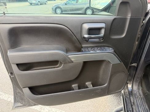 Used 2017 Chevrolet Silverado 1500 LT w/ All Star Edition image 10