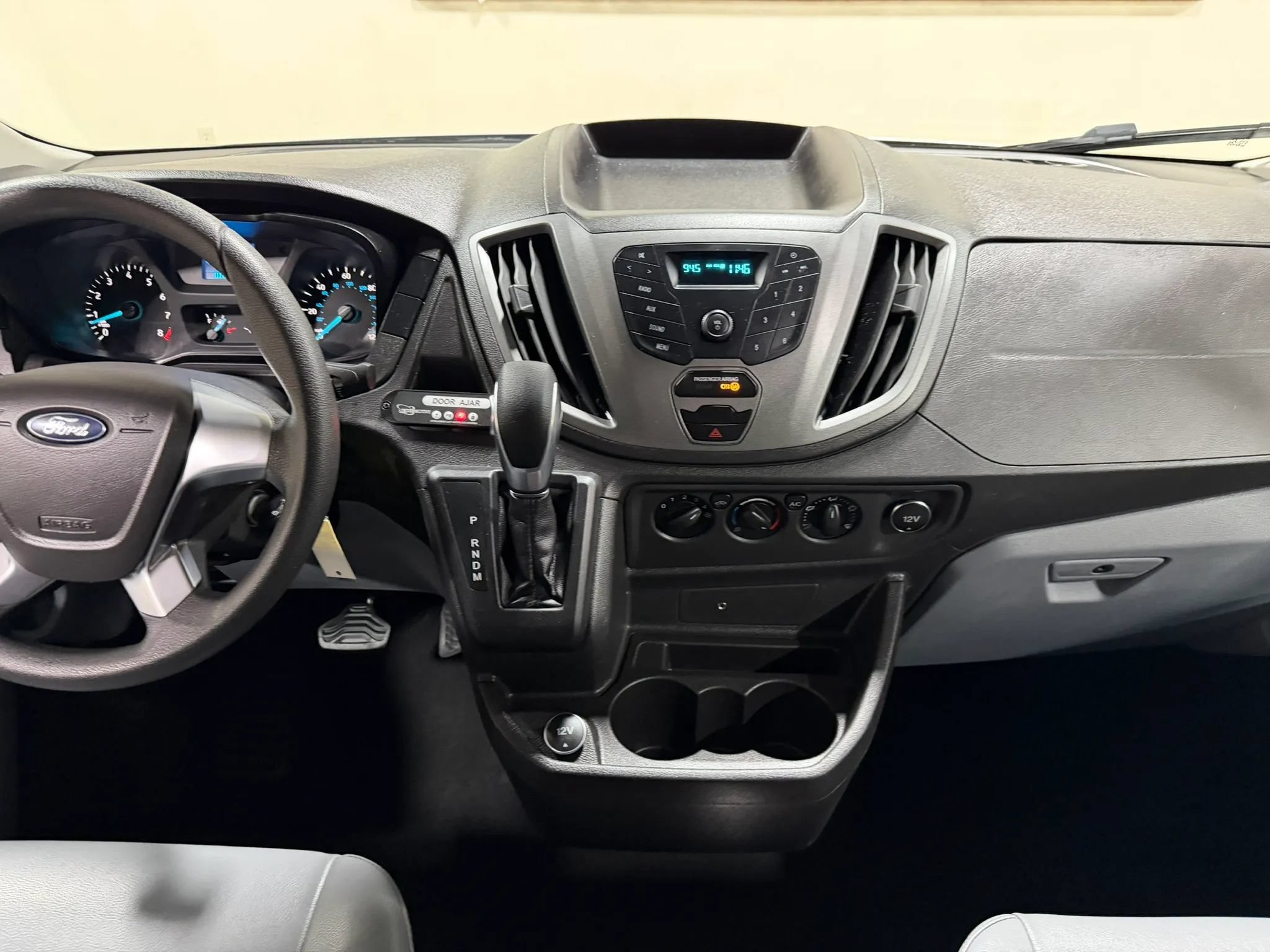 Used 2019 Ford Transit 250 148 Medium Roof RWD image 58