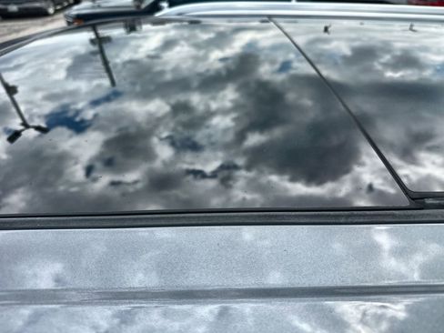 Used 2021 GMC Yukon SLT w/ SLT Luxury Plus Package RWD image 11