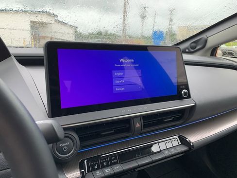 Used 2025 Toyota Prius Limited FWD image 23