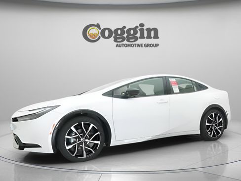 New 2026 Toyota Prius Plug-In Hybrid image 3