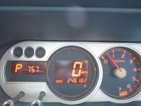 Used 2008 Scion xB FWD image 7