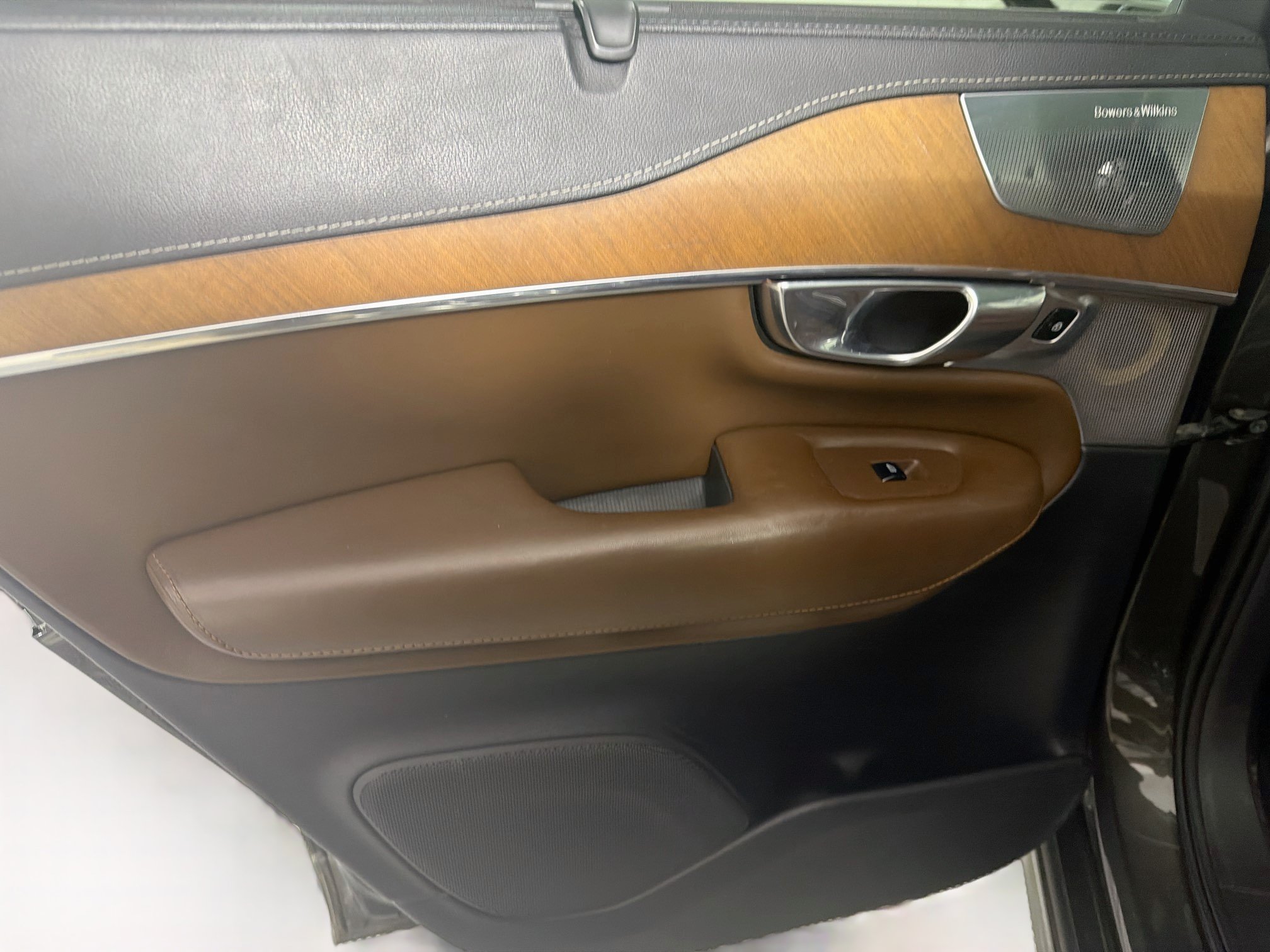 Used 2018 Volvo XC90 T6 Inscription w/ Convenience Package AWD/4WD image 26