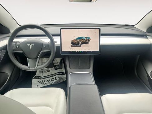 Used 2022 Tesla Model 3 image 10