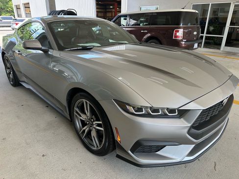 Certified 2025 Ford Mustang Premium RWD image 9