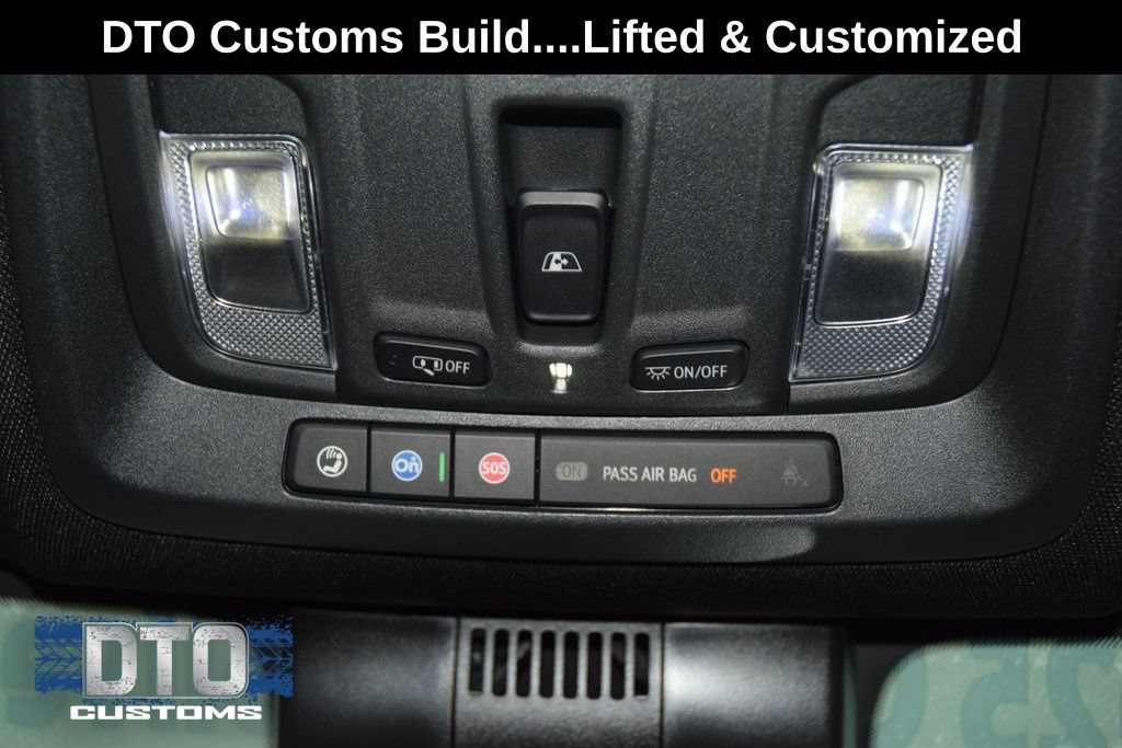 Used 2025 Chevrolet Silverado 1500 High Country w/ Midnight Edition AWD/4WD image 48