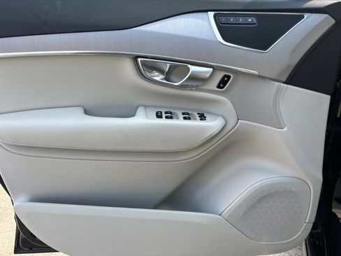 Certified 2024 Volvo XC90 B5 Core w/ Protection Package Premier AWD/4WD image 18