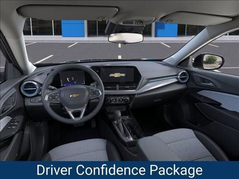 New 2026 Chevrolet Trax LT image 17