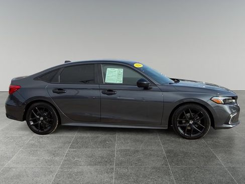 Used 2022 Honda Civic Sport image 6