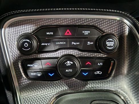 Used 2021 Dodge Challenger SRT Hellcat Redeye image 39