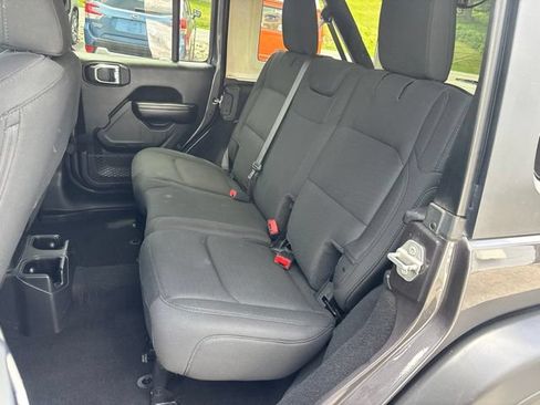 Used 2021 Jeep Wrangler Unlimited Sport AWD/4WD image 10