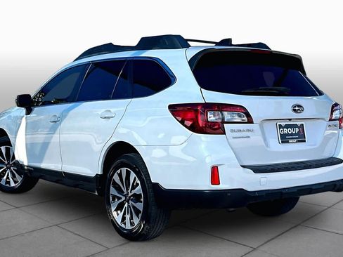 Used 2017 Subaru Outback 2.5i Limited AWD/4WD image 12