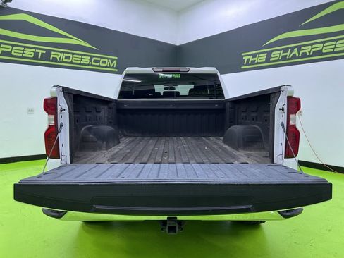 Used 2019 Chevrolet Silverado 1500 W/T w/ WT Convenience Package AWD/4WD image 9