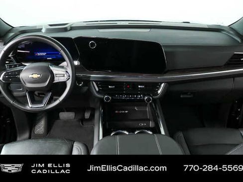 Used 2025 Chevrolet Tahoe LT image 19