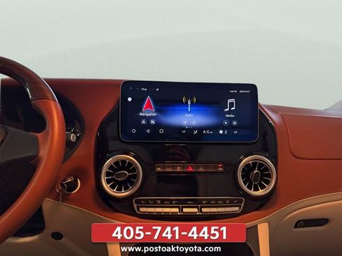 Used 2020 Mercedes-Benz Metris Passenger image 10