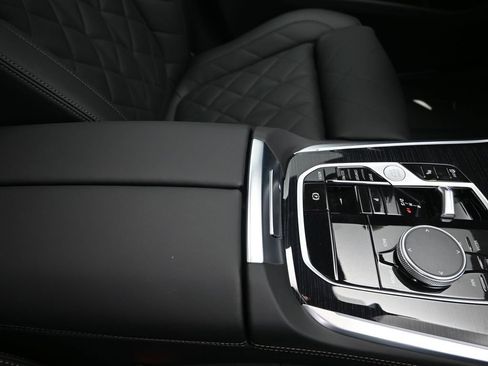 New 2026 BMW X5 sDrive40i w/ M Sport Package RWD image 28