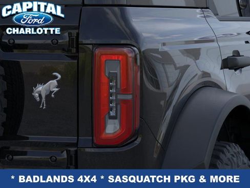 New 2025 Ford Bronco Badlands w/ Sasquatch Package image 24
