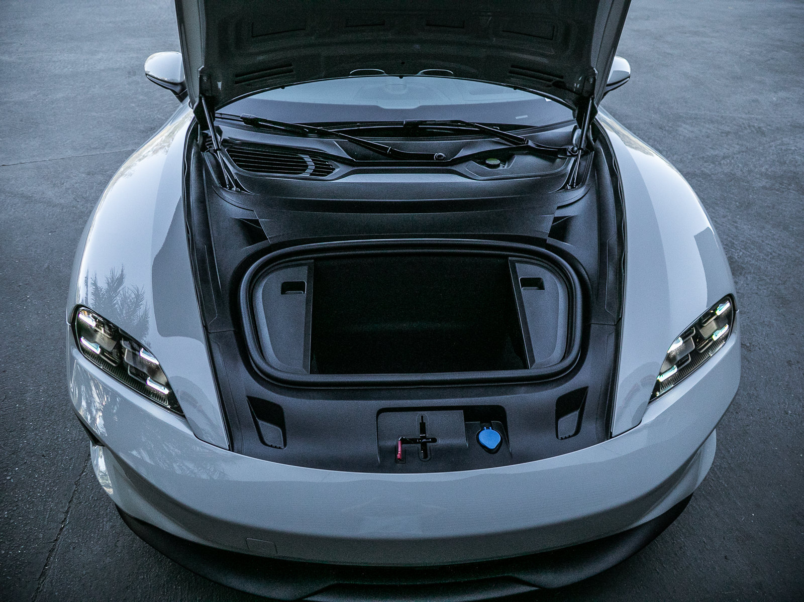 Certified 2025 Porsche Taycan RWD image 22