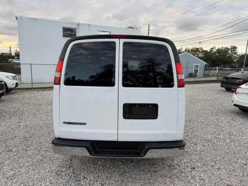 Used 2017 Chevrolet Express 3500 LT w/ LT Preferred Equipment Group image 6