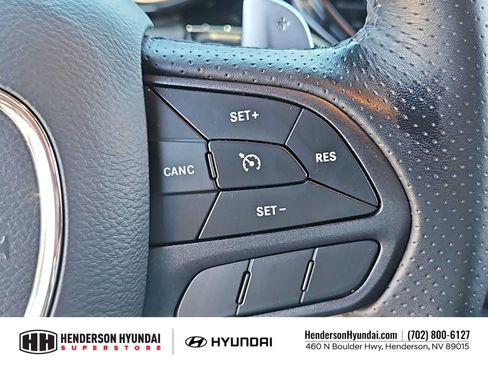 Used 2025 Dodge Durango GT AWD/4WD image 24
