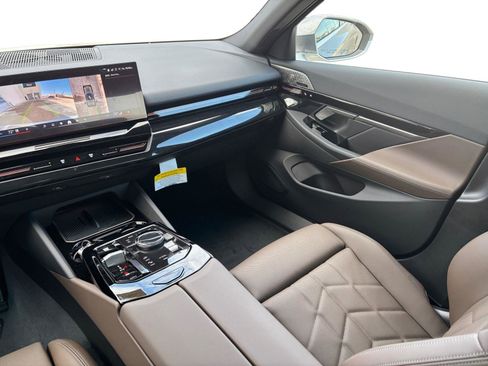 New 2026 BMW 530i xDrive image 25