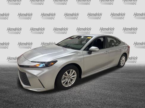 Certified 2025 Toyota Camry LE FWD image 3
