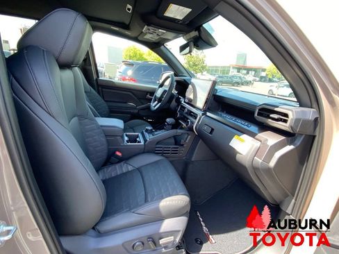 New 2026 Toyota Tacoma TRD Off-Road w/ TRD Off Road Premium Package AWD/4WD image 11