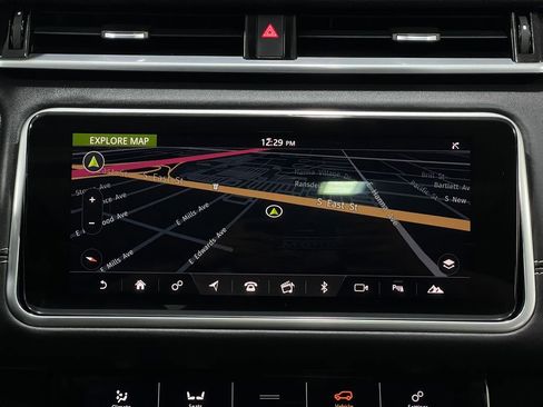 Used 2020 Land Rover Range Rover Velar R-Dynamic S image 10