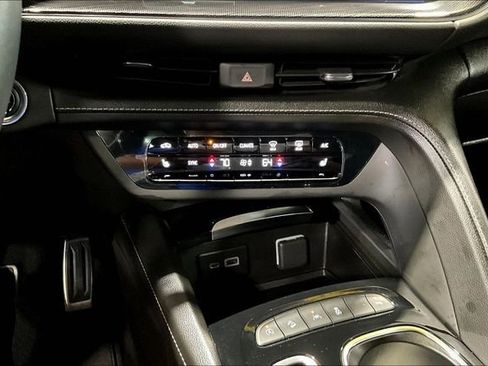 Used 2023 Buick Envision Essence w/ Sport Touring Package AWD/4WD image 14
