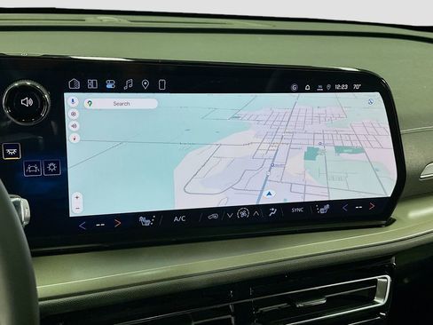 New 2026 Chevrolet Traverse LT w/ Sun and Wheel Package FWD image 14