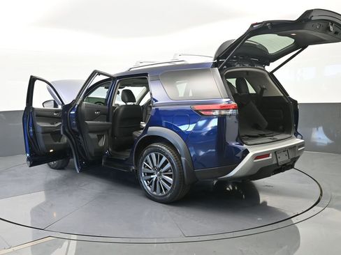 Used 2022 Nissan Pathfinder SL w/ SL Premium Package image 72