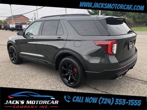 Used 2023 Ford Explorer ST w/ Technology Package image 3