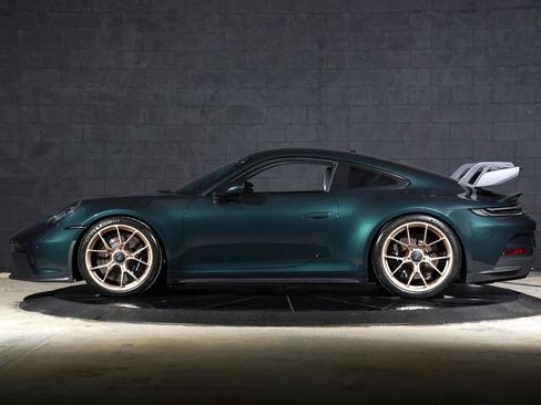 Used 2022 Porsche 911 GT3 RWD image 16