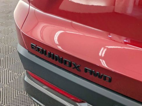 New 2026 Chevrolet Equinox ACTIV AWD/4WD image 13