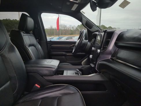 Used 2020 RAM 1500 Limited w/ Black Appearance Package image 14