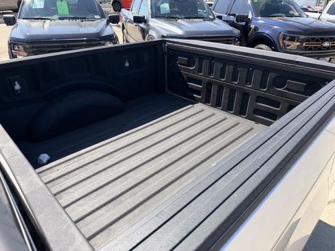 Used 2019 Ford F150 XL w/ Equipment Group 101A Mid RWD image 12