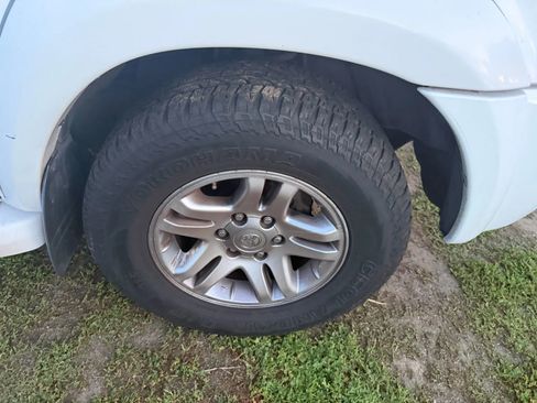 Used 2006 Toyota Sequoia Limited image 28