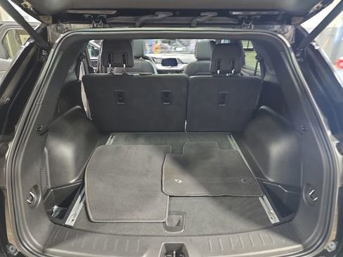 Used 2019 Chevrolet Blazer Premier w/ Sun and Wheels Package AWD/4WD image 16