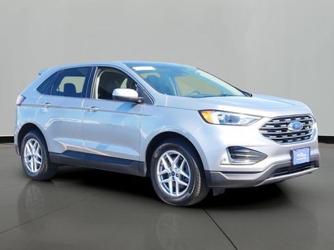 Certified 2022 Ford Edge SEL w/ Convenience Package AWD/4WD image 4