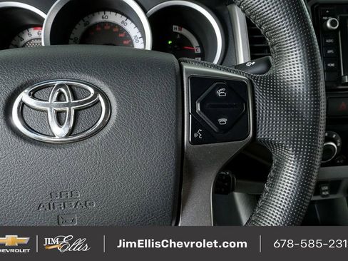 Used 2014 Toyota Tacoma 4x4 Double Cab image 11