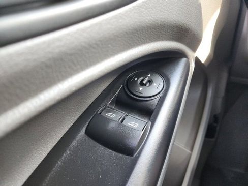 Used 2022 Ford Transit Connect XL image 36