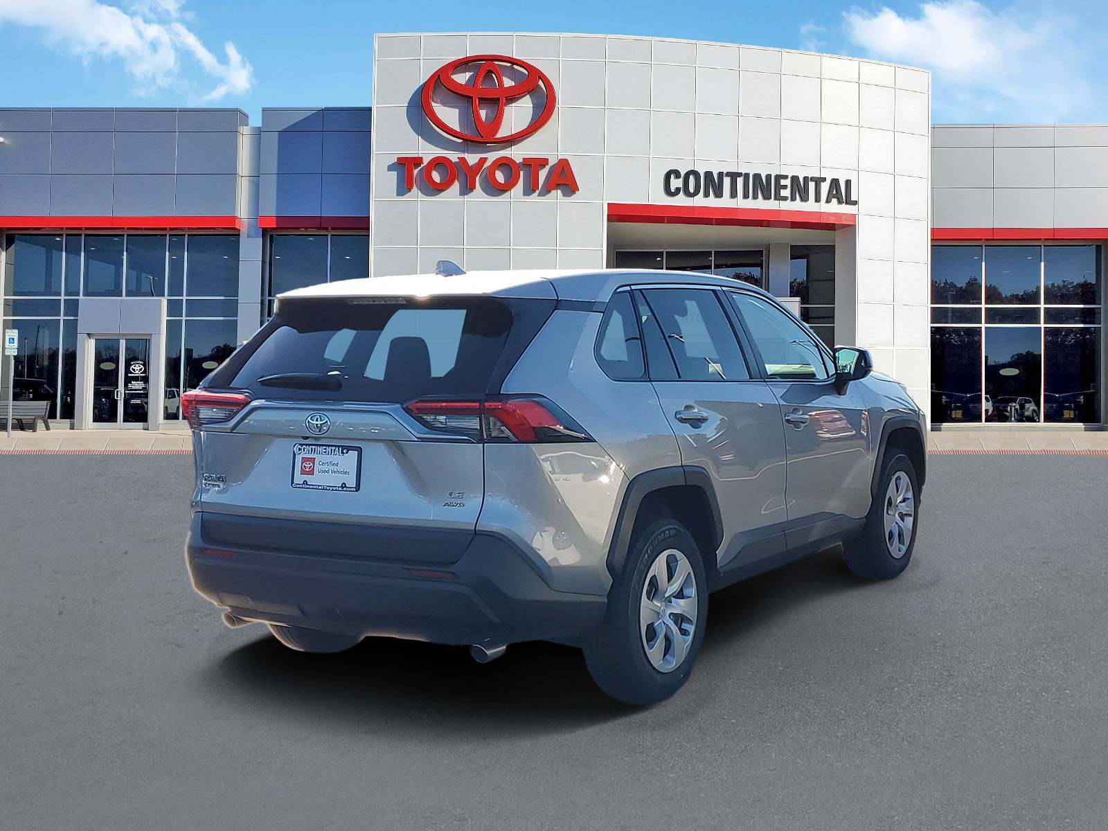 Certified 2025 Toyota RAV4 LE AWD/4WD image 5