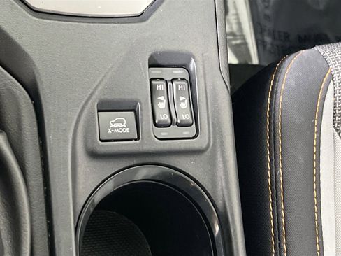 Used 2023 Subaru Crosstrek 2.0i Premium image 19