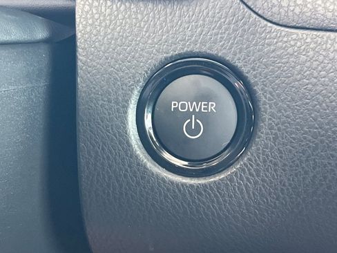 Used 2025 Toyota Camry LE w/ Convenience Package AWD/4WD image 18